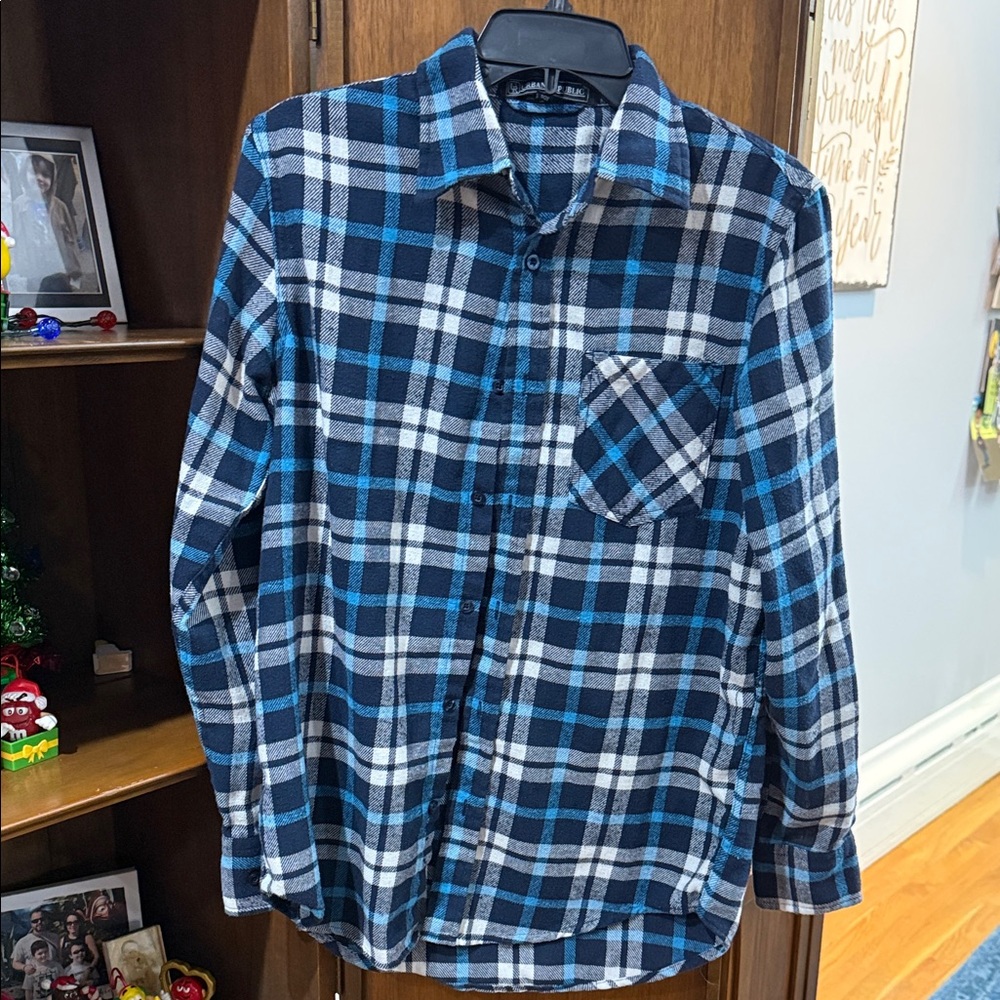 Urban Republic Men's  flannel Shirt- brown or blue-S